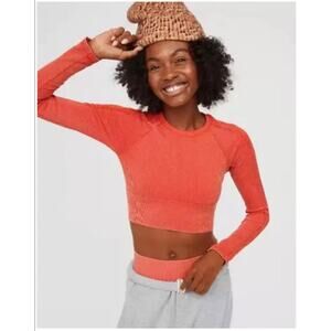 Sz M - NEW Aerie Big Chill Long Sleeve